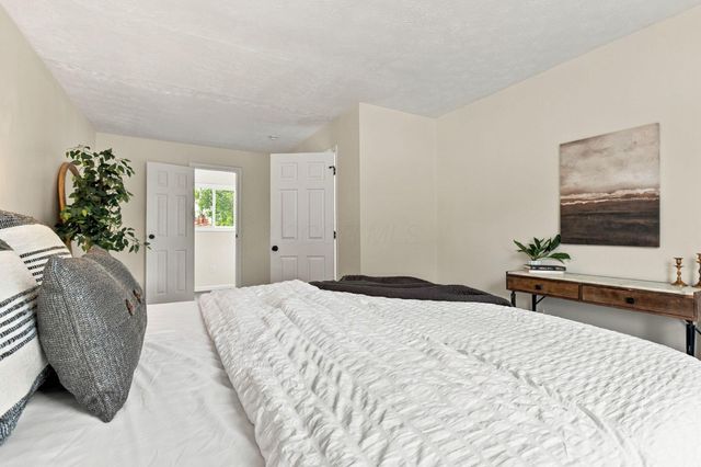 3328 Everson Road E, Columbus, OH 43232