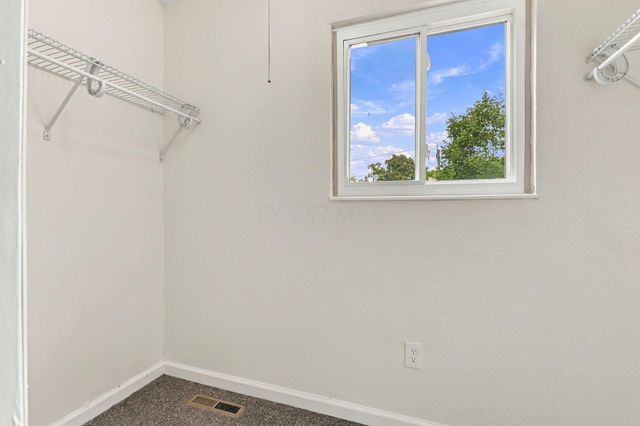 3328 Everson Road E, Columbus, OH 43232