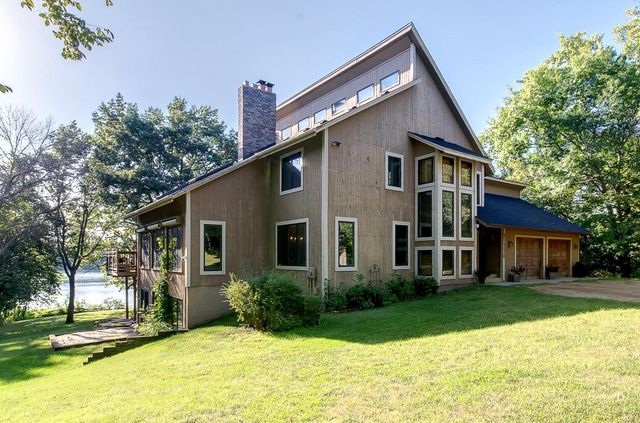 21770 Calmor Avenue, Prior Lake, MN 55372