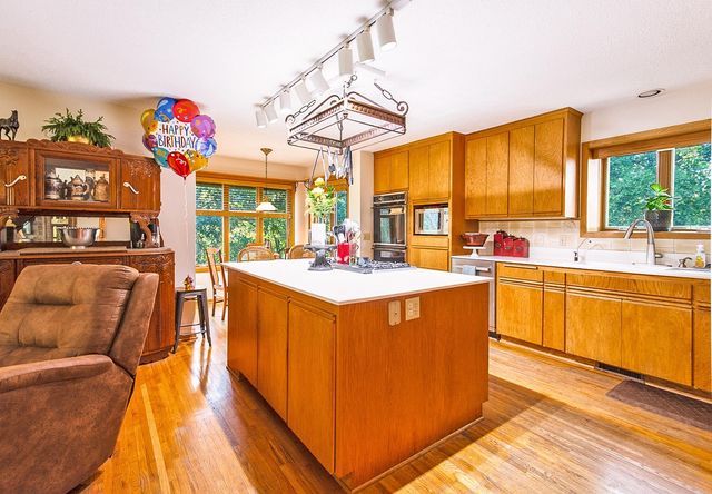 21770 Calmor Avenue, Prior Lake, MN 55372