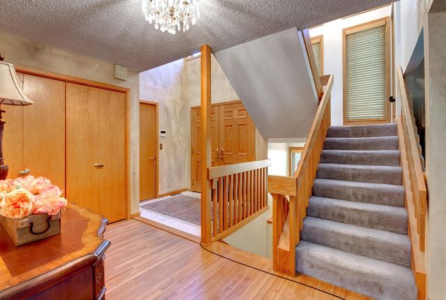 21770 Calmor Avenue, Prior Lake, MN 55372