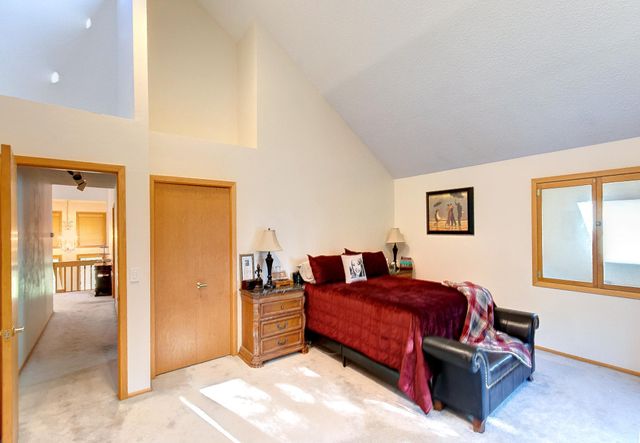 21770 Calmor Avenue, Prior Lake, MN 55372