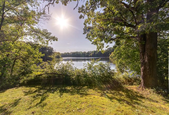 21770 Calmor Avenue, Prior Lake, MN 55372