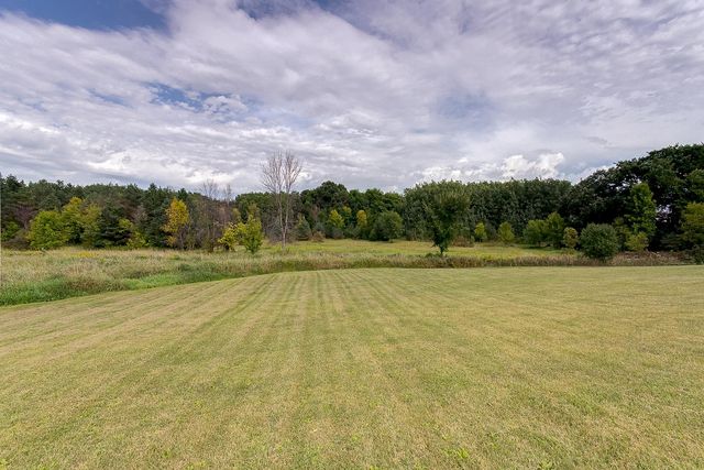 21770 Calmor Avenue, Prior Lake, MN 55372
