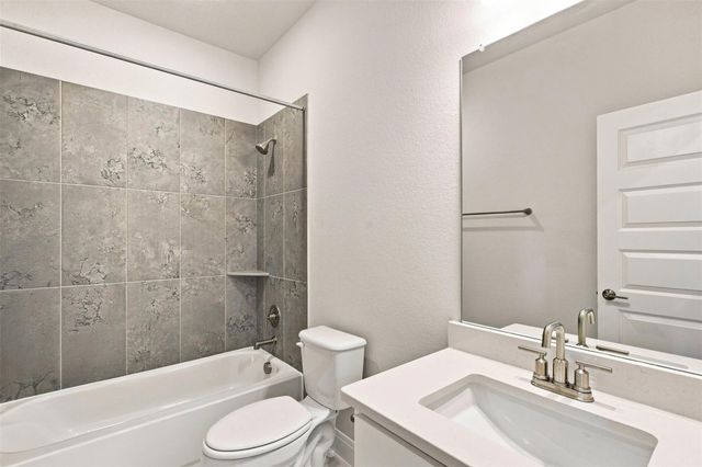 145 McNaughton DR, Liberty Hill, TX 78642