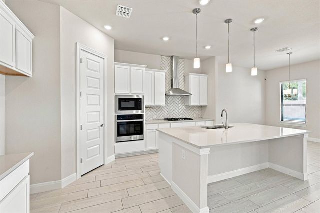 145 McNaughton DR, Liberty Hill, TX 78642