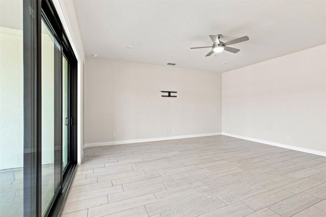 145 McNaughton DR, Liberty Hill, TX 78642