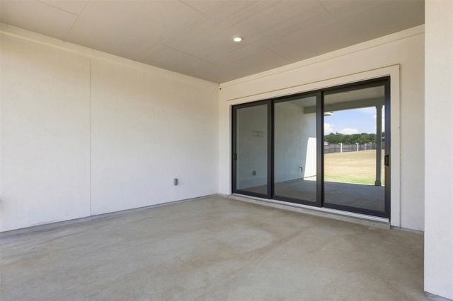 145 McNaughton DR, Liberty Hill, TX 78642