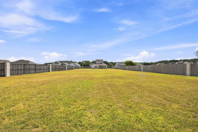 145 McNaughton DR, Liberty Hill, TX 78642