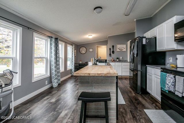 3771 STATE ROUTE A, Fayette, MO 65248