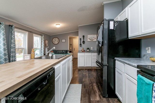 3771 STATE ROUTE A, Fayette, MO 65248