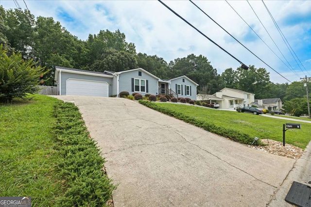 2711 Bluffton Road, Buford, GA 30519