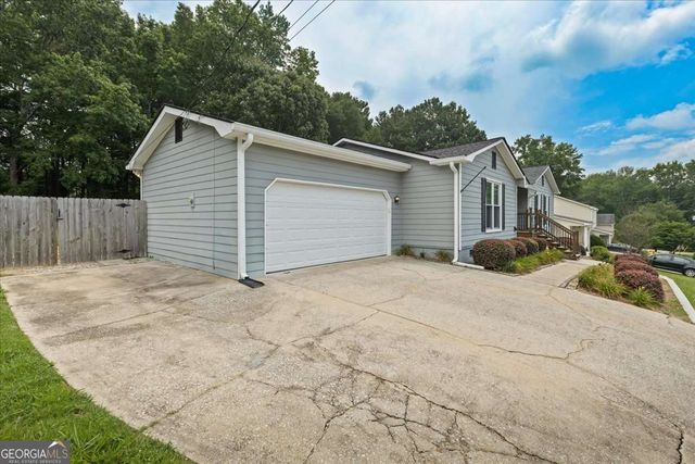 2711 Bluffton Road, Buford, GA 30519