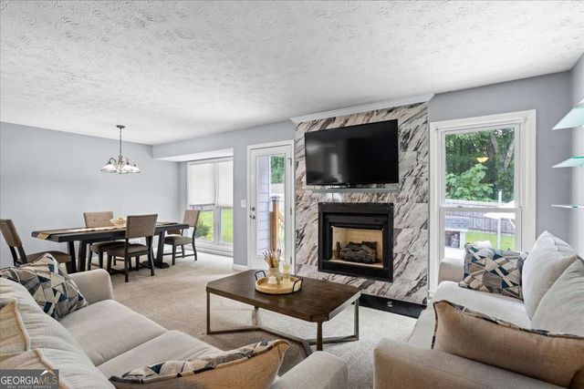 2711 Bluffton Road, Buford, GA 30519