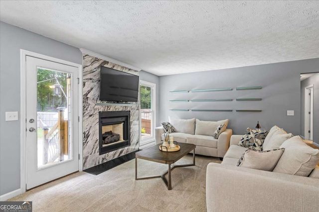 2711 Bluffton Road, Buford, GA 30519