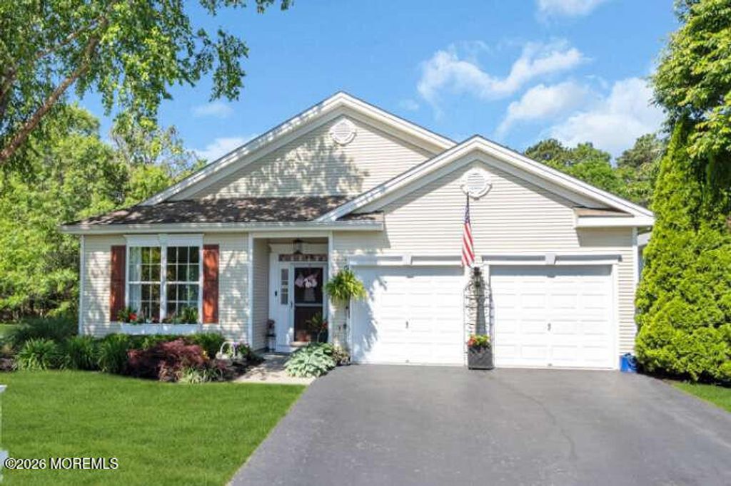 3 Augusta Drive, Little Egg Harbor, NJ 08087