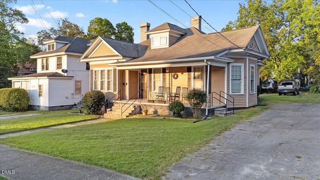 166 W Belle Street, Henderson, NC 27536