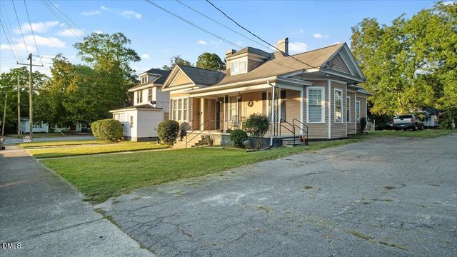 166 W Belle Street, Henderson, NC 27536