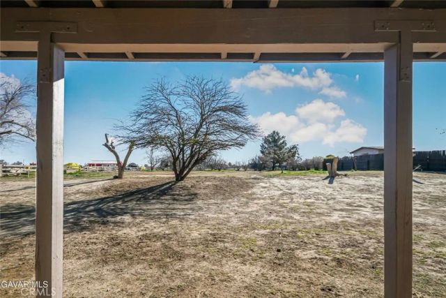 37324 97th Street East, Littlerock, CA 93543