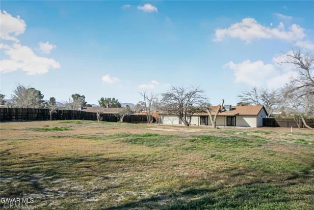 37324 97th Street East, Littlerock, CA 93543