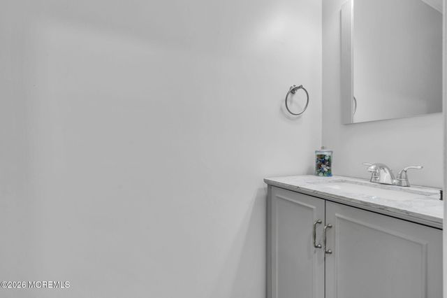 12 Hunters Run 12, Oceanport, NJ 07757