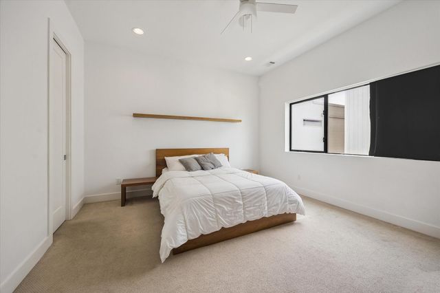 1153 W 17th Street, Houston, TX 77008
