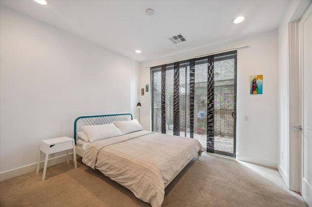 1153 W 17th Street, Houston, TX 77008
