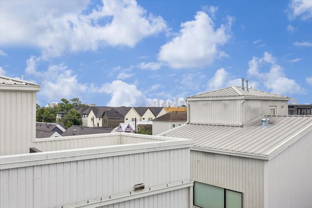 1153 W 17th Street, Houston, TX 77008