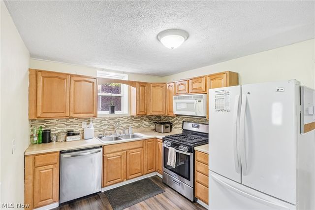 4006 Hiram Road NW, Canton, OH 44718