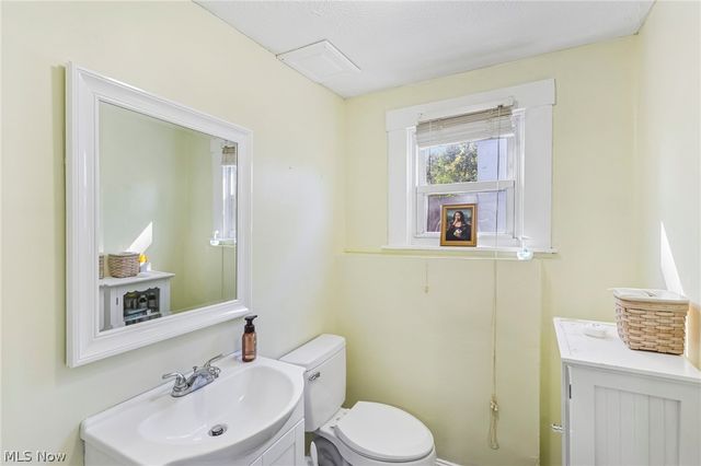 4006 Hiram Road NW, Canton, OH 44718