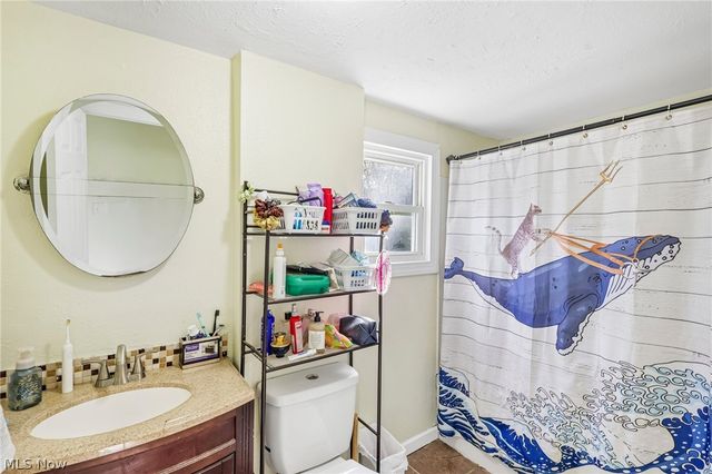 4006 Hiram Road NW, Canton, OH 44718