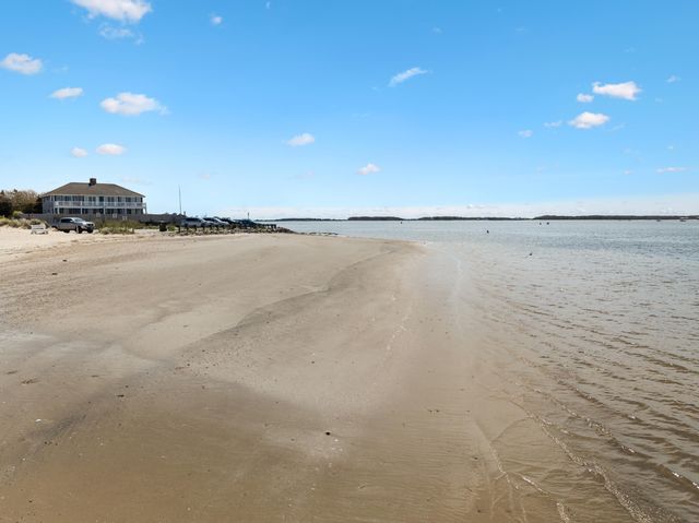 5 Rosetta Street, West Yarmouth, MA 02673