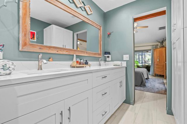9032 BIRMINGHAM AVENUE, Weeki Wachee, FL 34613