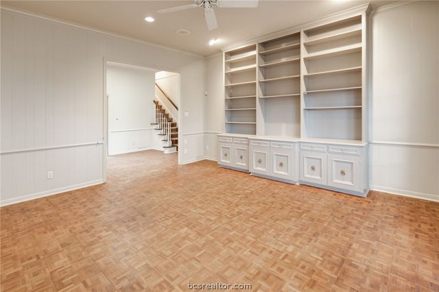 800 Dogwood Lane, Bryan, TX 77802