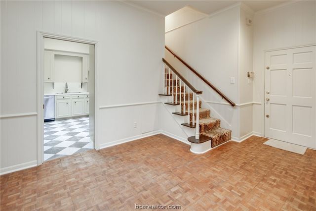 800 Dogwood Lane, Bryan, TX 77802