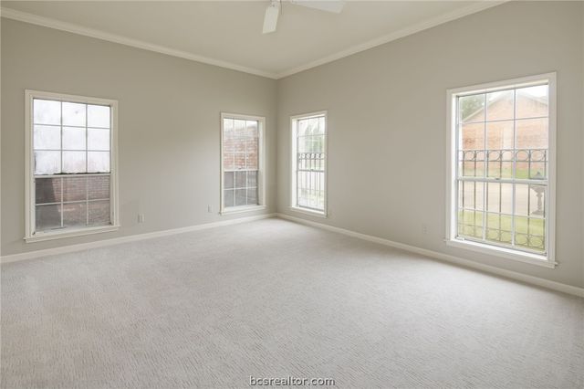 800 Dogwood Lane, Bryan, TX 77802