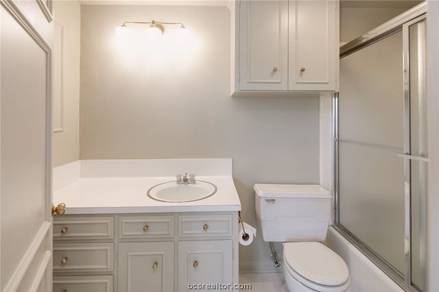800 Dogwood Lane, Bryan, TX 77802