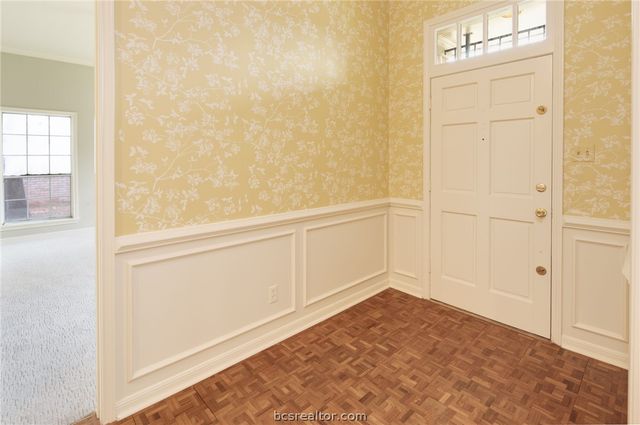 800 Dogwood Lane, Bryan, TX 77802