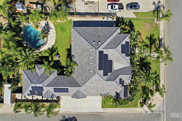 15506 Domaine Chandon Avenue, Bakersfield, CA 93314