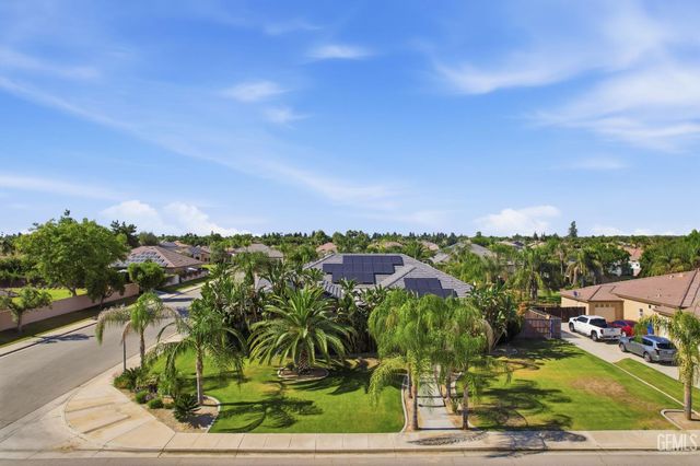 15506 Domaine Chandon Avenue, Bakersfield, CA 93314