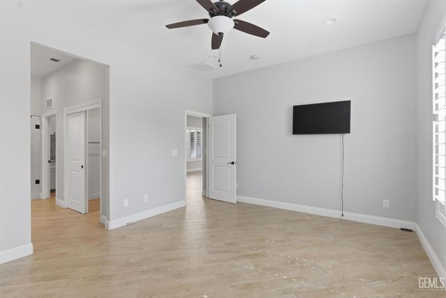 15506 Domaine Chandon Avenue, Bakersfield, CA 93314
