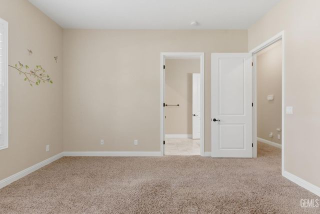 15506 Domaine Chandon Avenue, Bakersfield, CA 93314