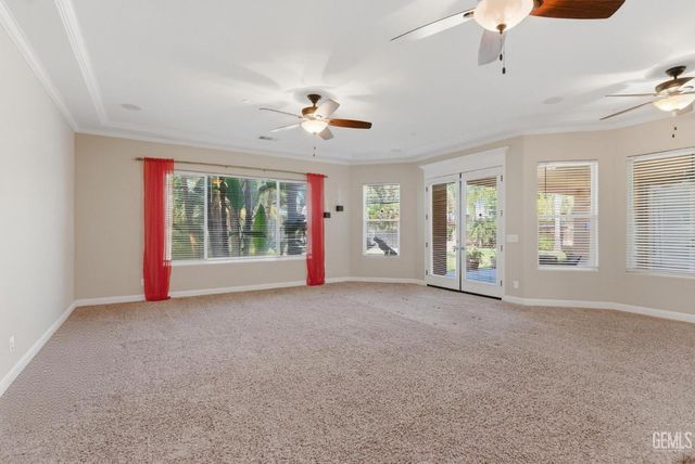 15506 Domaine Chandon Avenue, Bakersfield, CA 93314