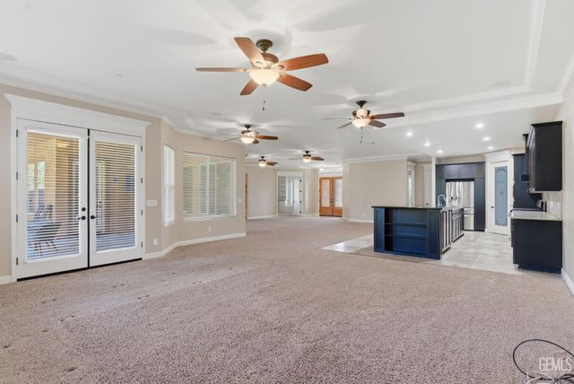 15506 Domaine Chandon Avenue, Bakersfield, CA 93314