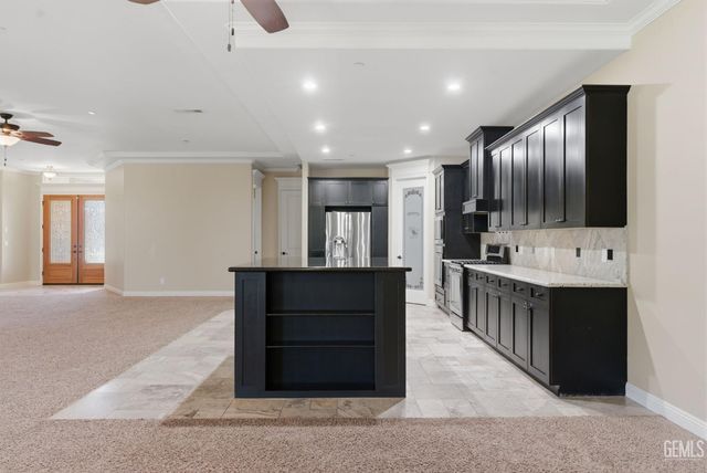 15506 Domaine Chandon Avenue, Bakersfield, CA 93314