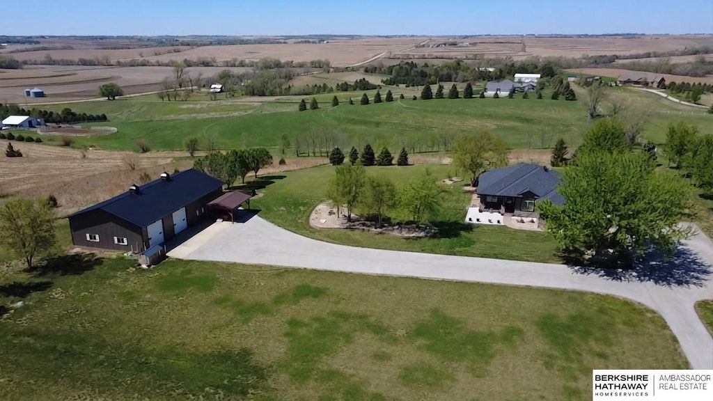 2245 County Road 29, Kennard, NE 68034