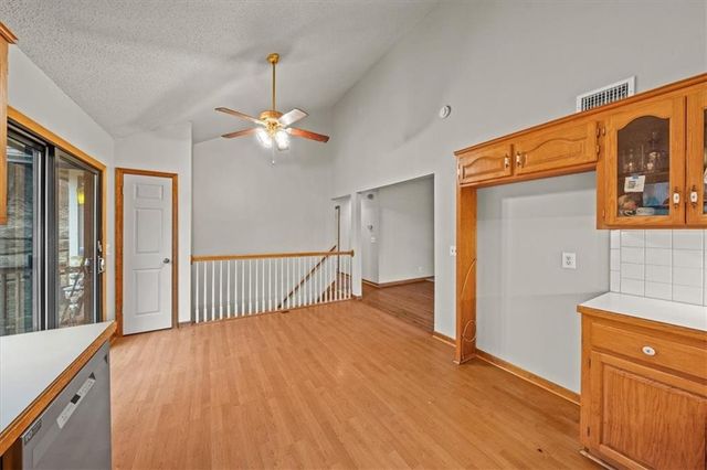 7111 N Jarboe Street, Kansas City, MO 64118