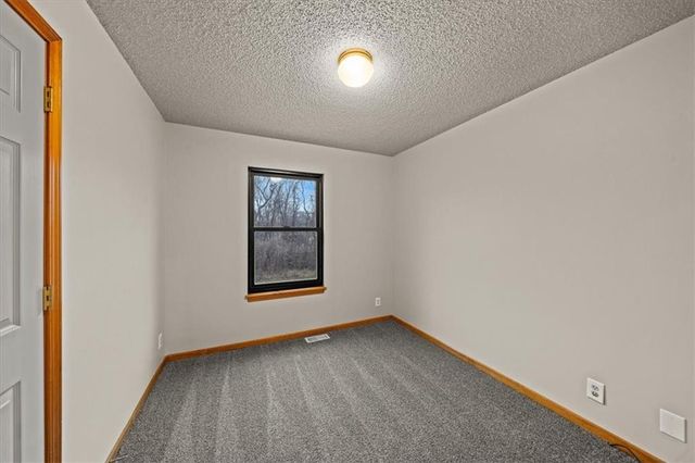 7111 N Jarboe Street, Kansas City, MO 64118