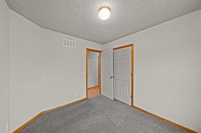 7111 N Jarboe Street, Kansas City, MO 64118