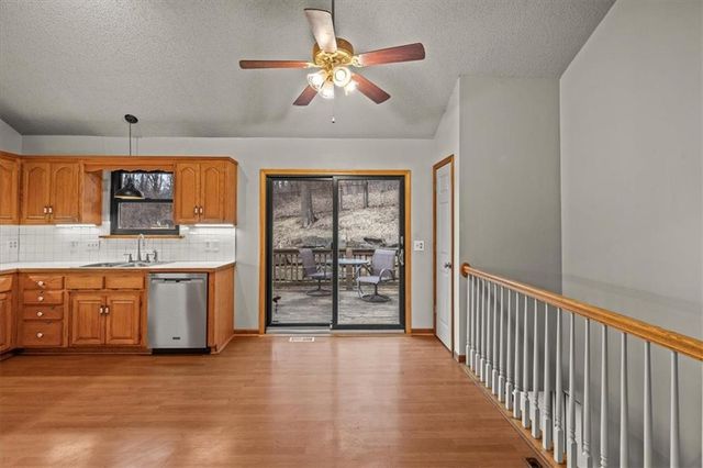 7111 N Jarboe Street, Kansas City, MO 64118